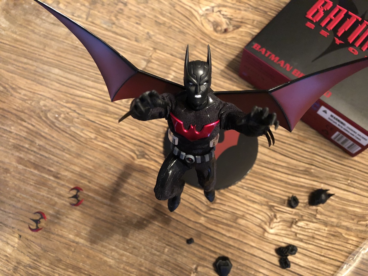 One:12 Collective Batman Beyond (Action Figure) Review | BrutalGamer