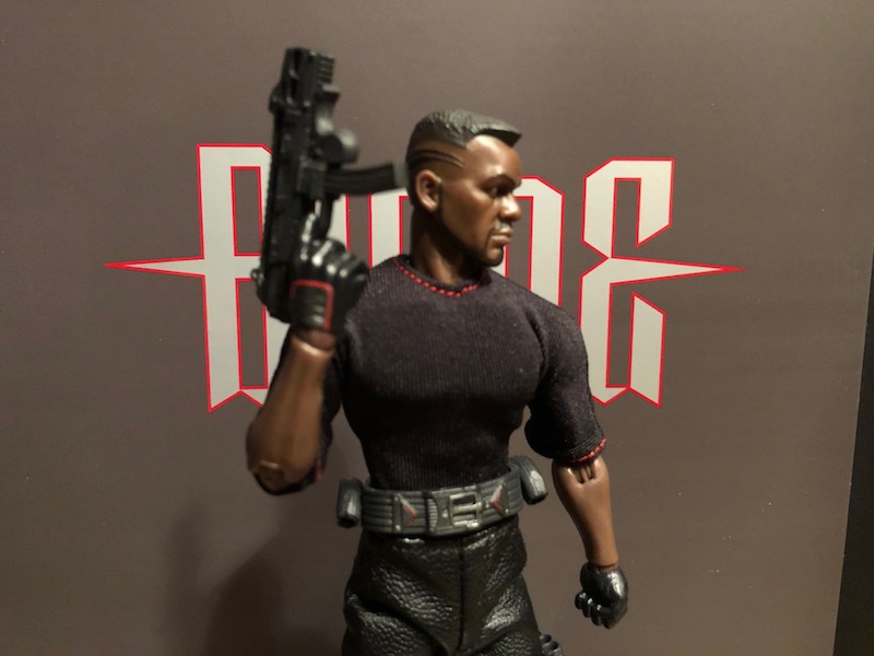 Mezco toy hot sale fair blade