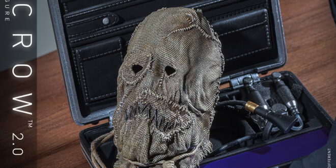 Batman Begins’ Scarecrow gets unboxed at Sideshow